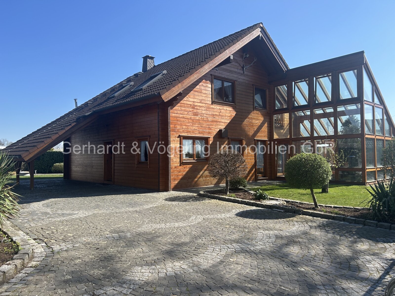 6,45 % Nettorendite! Campingplatz mit Minigolfanlage, Waschsalon, Gasflaschentauschautomat und Einfamilienhaus