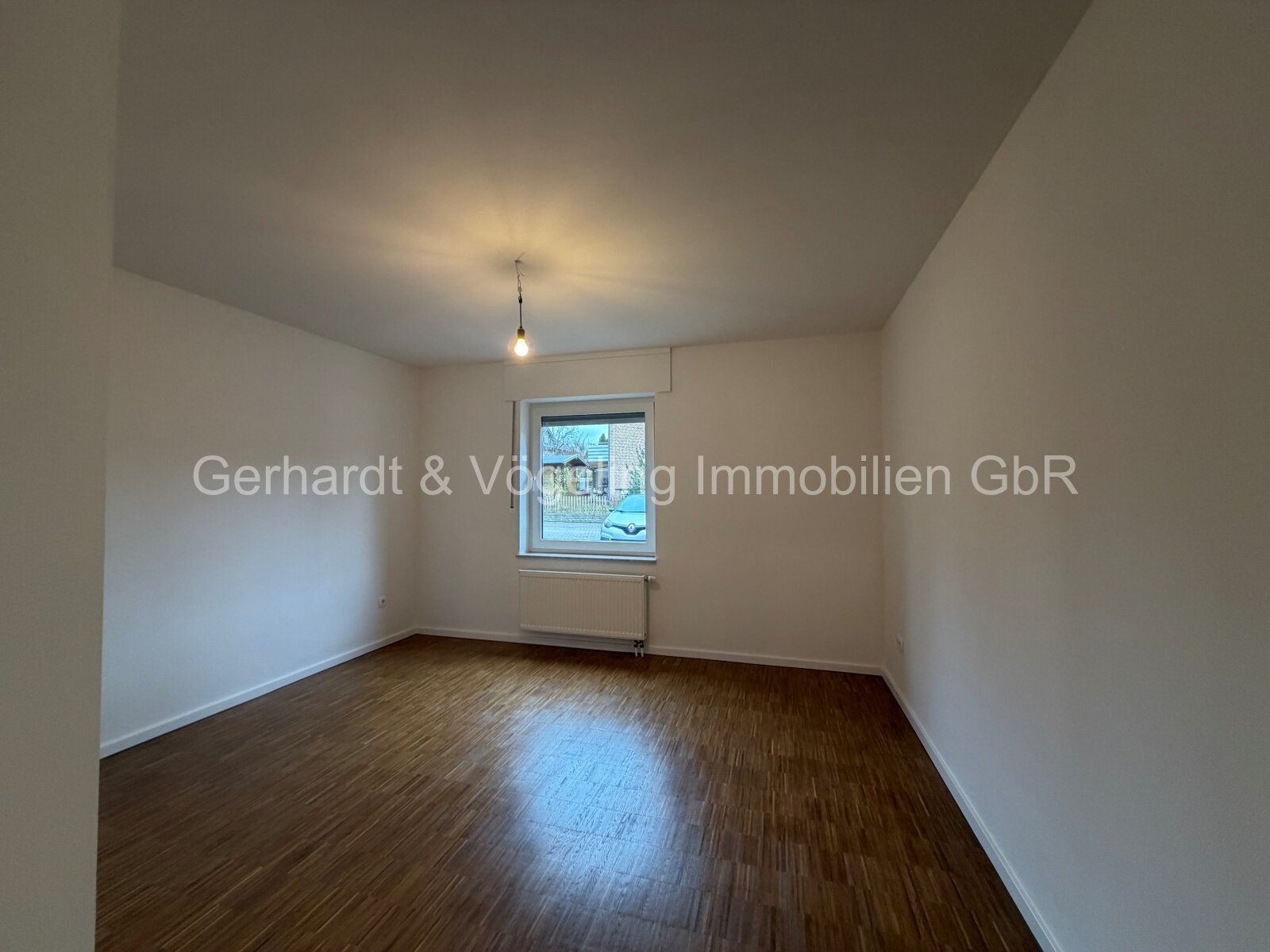 Frisch renovierte 2 ZKB mit Garten und Carport in Beckum