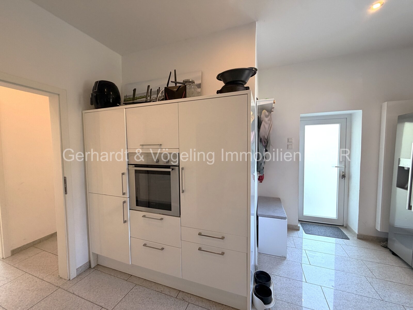 Neubeckum: Stilvolle 4-Zimmer-Erdgeschosswohnung mit eigenem Garten – Komfort und Eleganz in moderner Bauweise