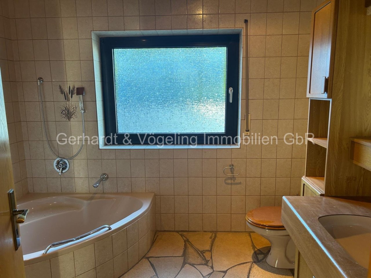 Badezimmer EG Badezimmer EG