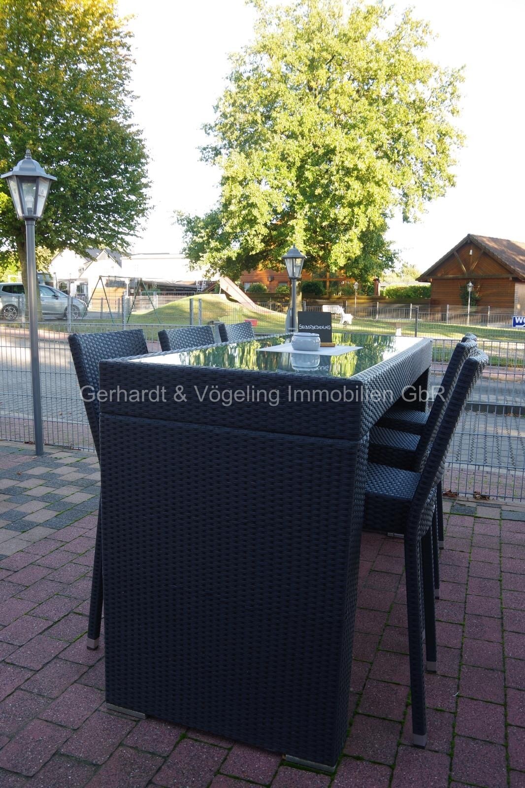 Sitzgelegenheit am Kiosk