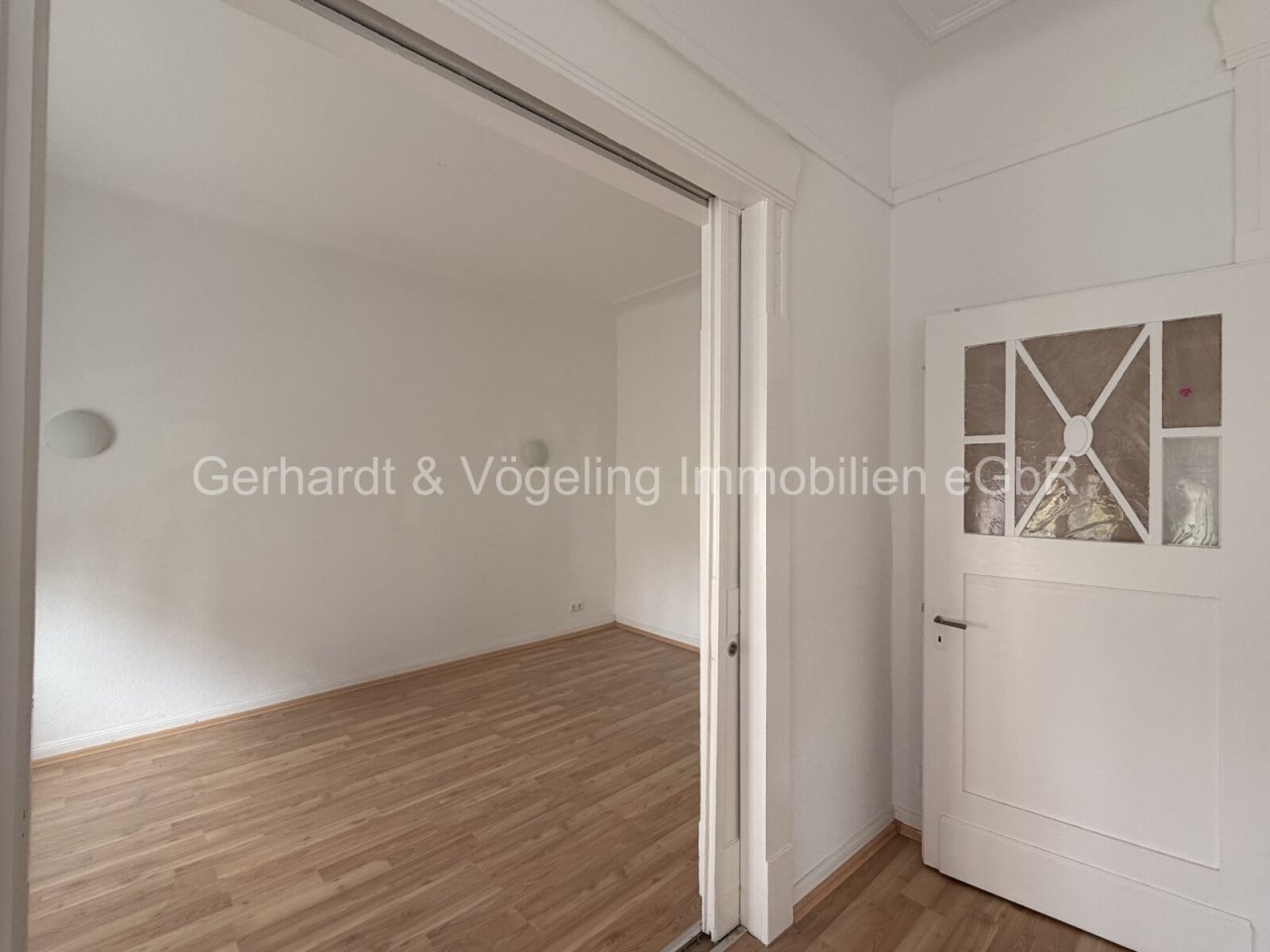 Wohn- Esszimmer mit Schiebetür Wohn- Esszimmer mit Schiebetür