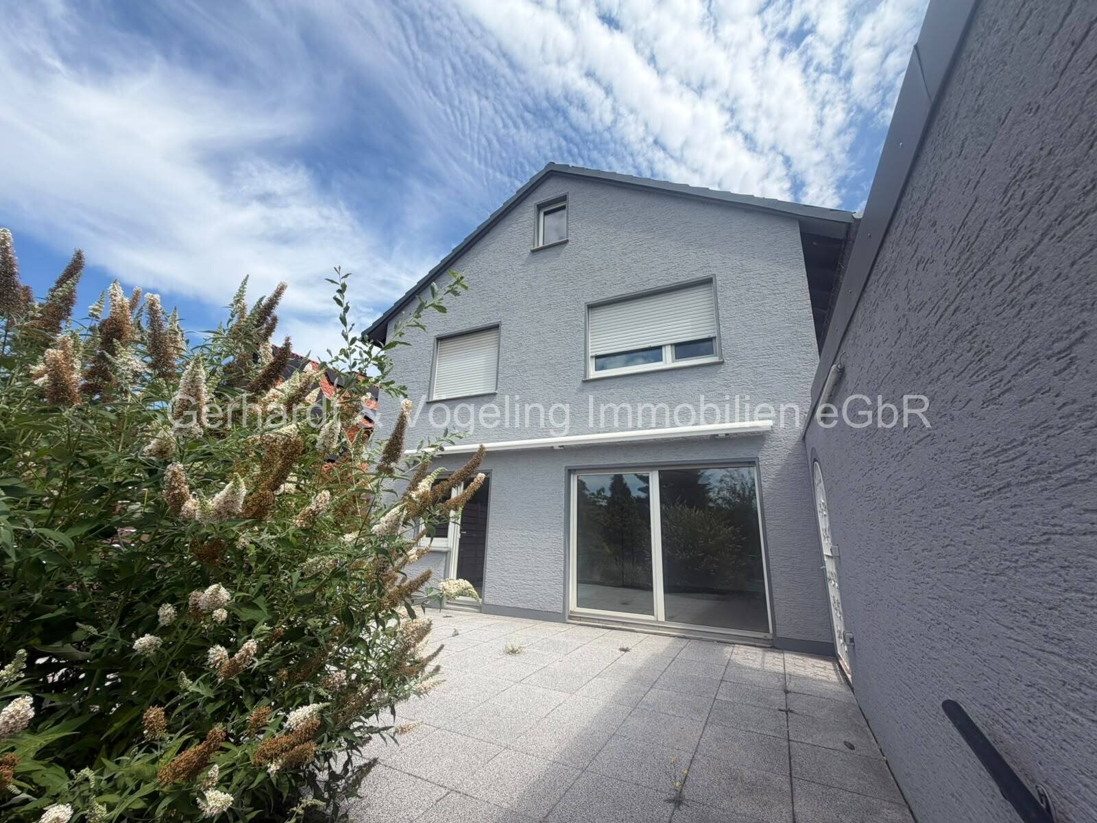 Ihr neues Zuhause: Modernes 2-Familienhaus mit viel Platz und Licht in Hamm-Lohauserholz 